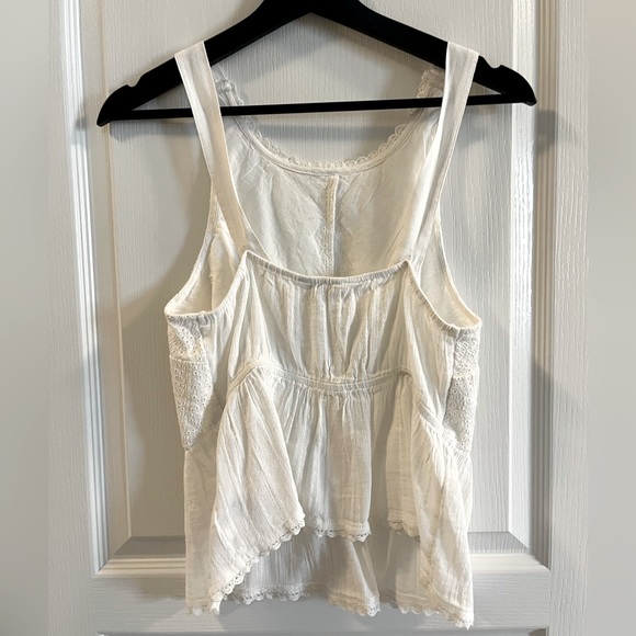 SMALL AE PEPLUM TANK TOP - Picture 2 of 3